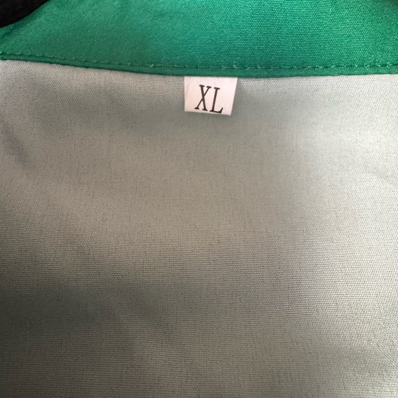 Leprechaun Graphic Green Button-Up Shirt – XL - Picture 9 of 9